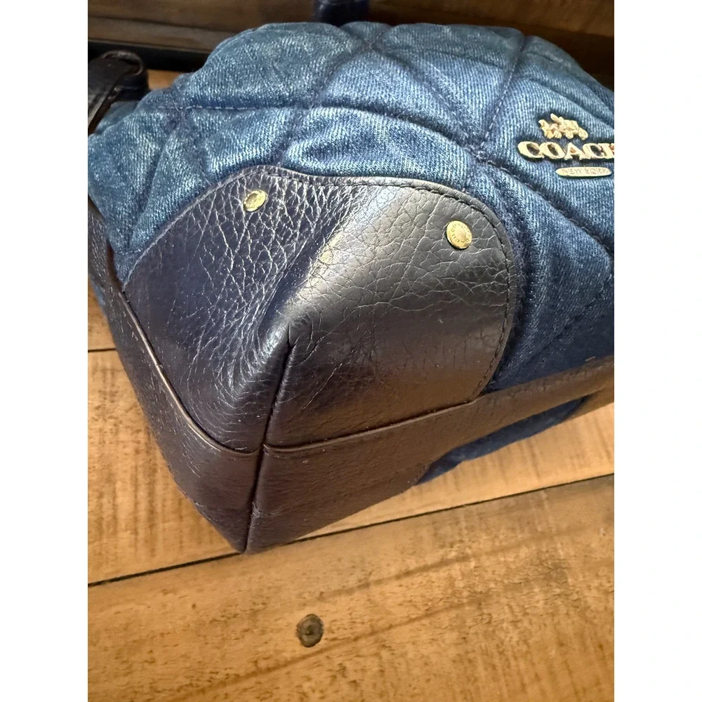 Coach Bucket Bag Womens Small Blue Quilted Denim Leather Drawstring Crossbody